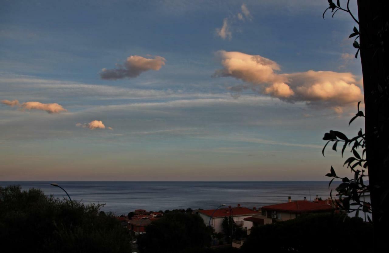 Casa Pireddu Apartment Cala Gonone Exterior photo